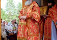 Преосвященнейший Мстислав, совершил Литургию в Свято-Пантелеимоновском скиту Свято-Троицкого Александра Свирского монастыря